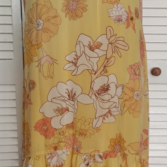 Eliza J Sunny Yellow Floral Halter Maxi Dress Size 2 – Like New - Picture 6 of 12
